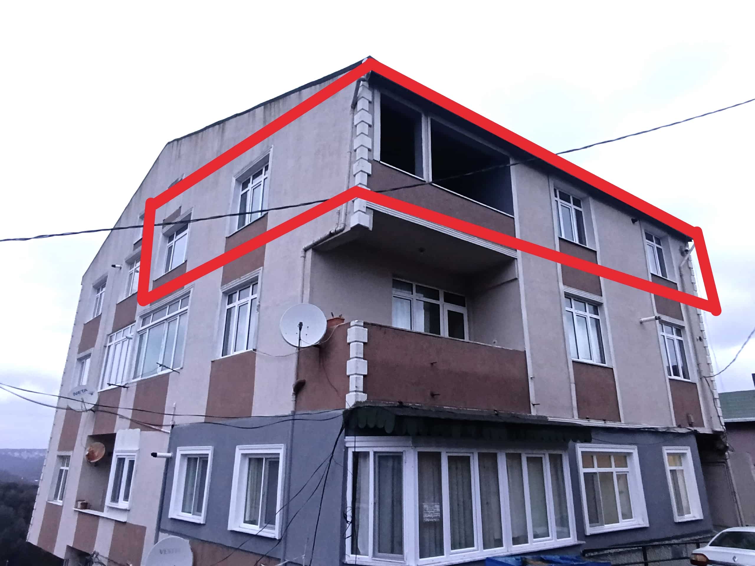 CUMHURİYET MAH. HACIOSMAN METRO YAKIN 3+1 130 M2 40.000.-TL​