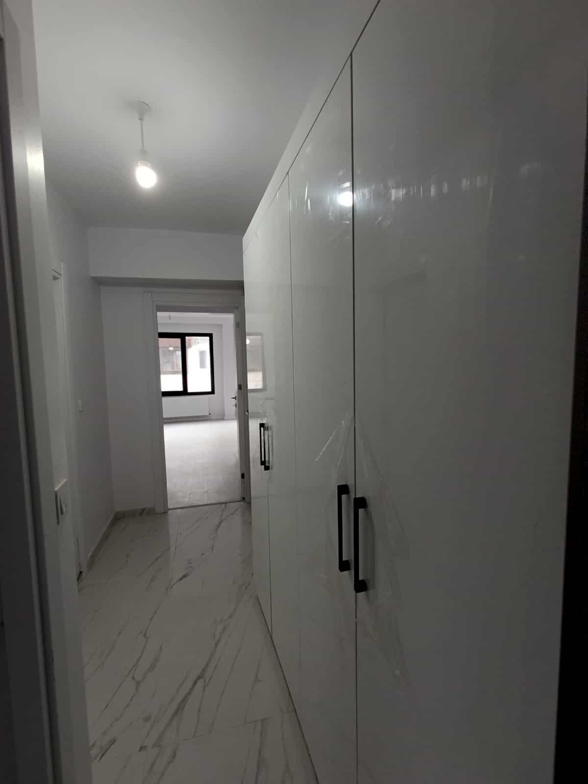 SARIYER MERKEZ YENİ BİNA 2+1 85 M2 KİRLIK 50.000 TL