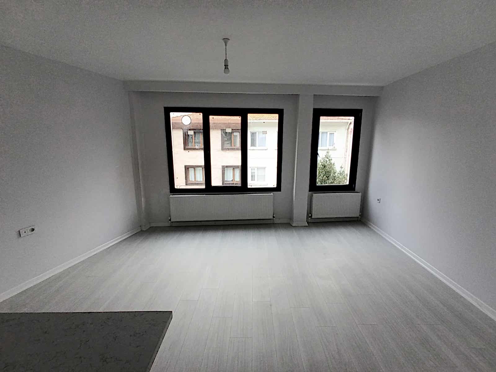 SARIYER MERKEZ YENİ BİNA 2+1 85 M2 KİRLIK 50.000 TL