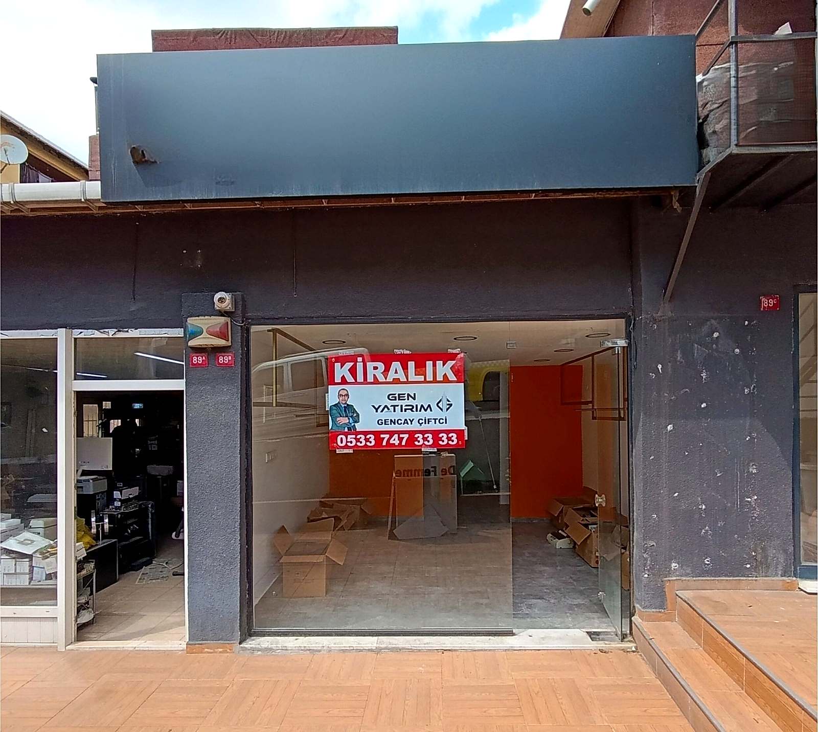 ADNAN KAHVECİ CAD. ÜZERİ KİRALIK DÜKKAN 30.000.-TL